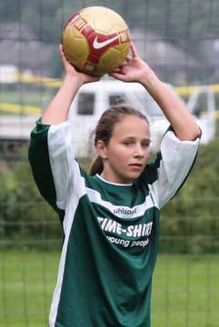 Album: wB-Jun SSV am 17.9.11 - B-Juniorinnen TSV Weddelbrook vs Schmalfelder SV : Ergebnis: 5:1